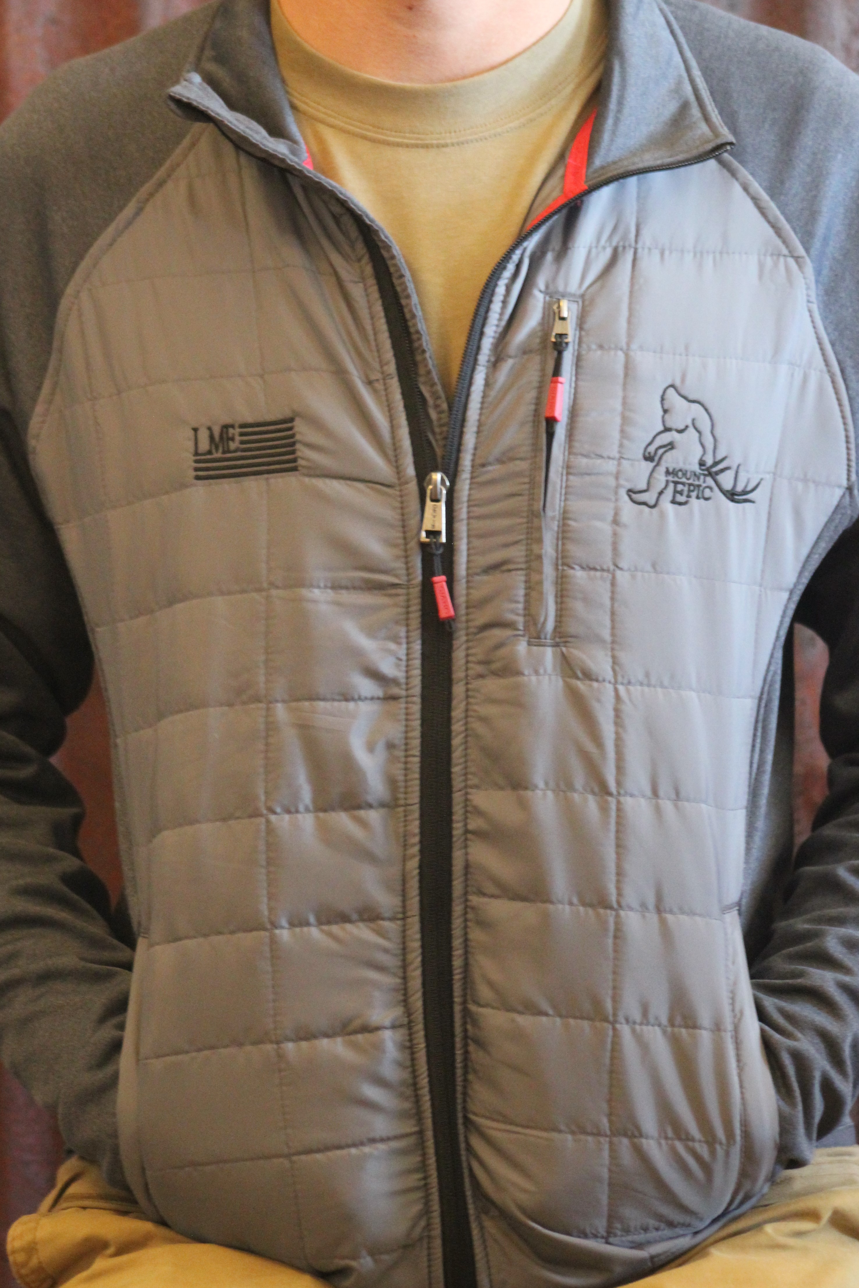Jacket - Orvis Hybrid Puffer Grey